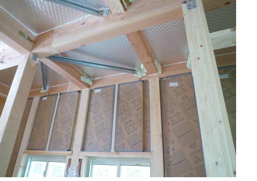 10年前の新築工事の画像（SW断熱材パネル施工）