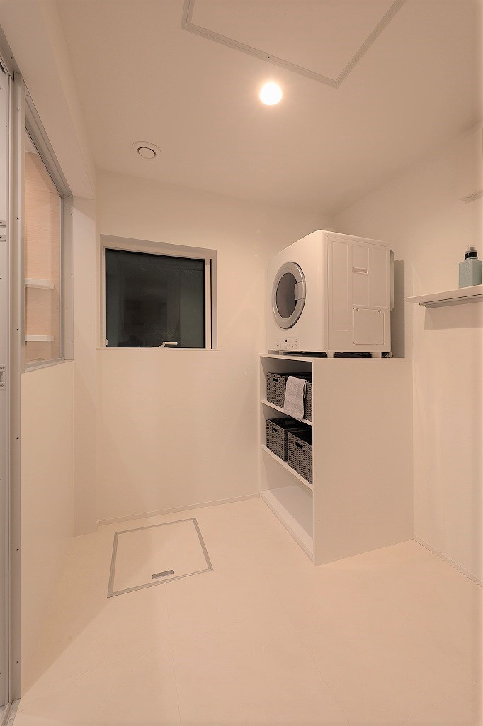 脱衣所の写真（足利市のモデルハウス）