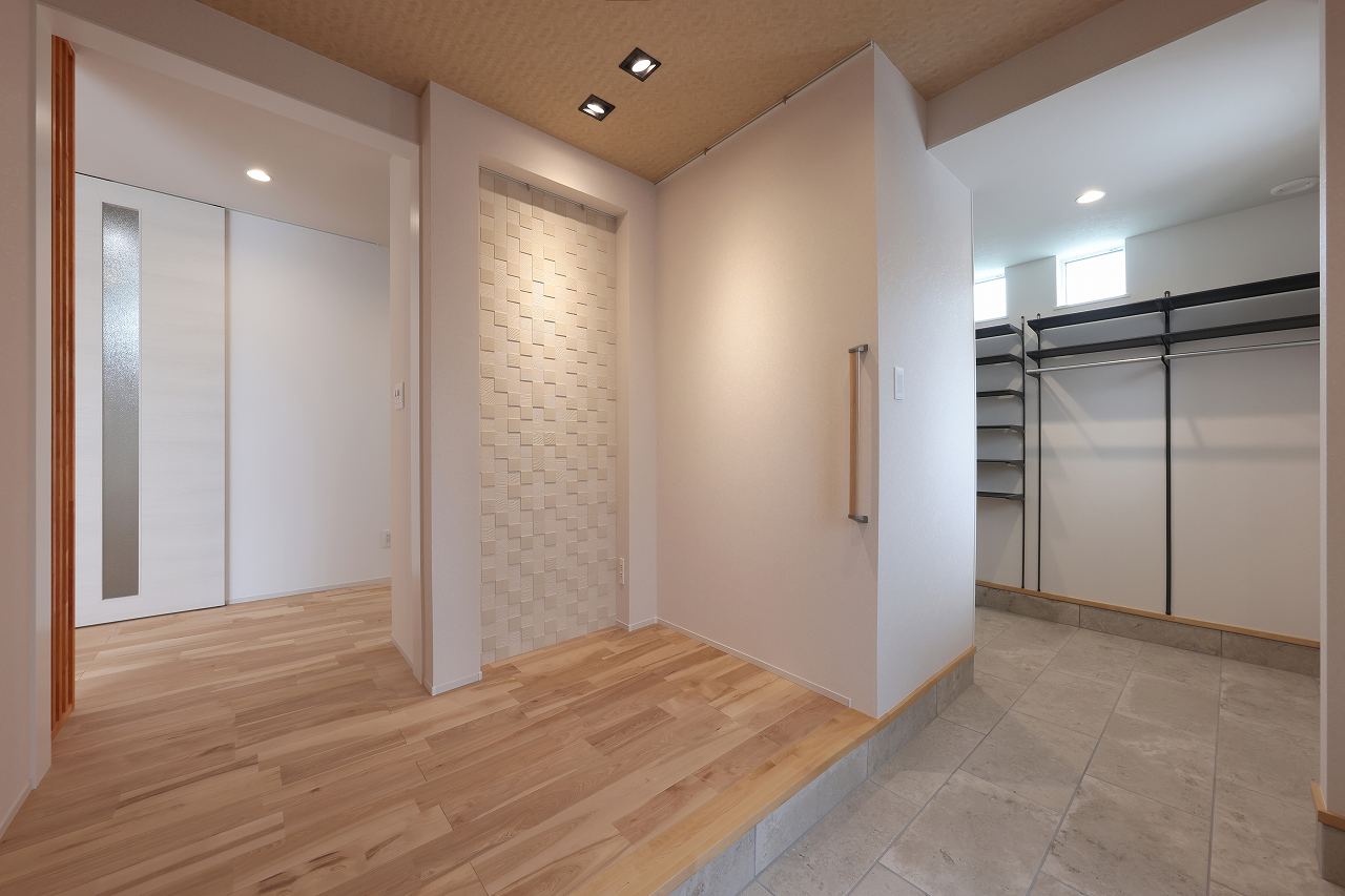 福富住宅の建替え施工事例（玄関）