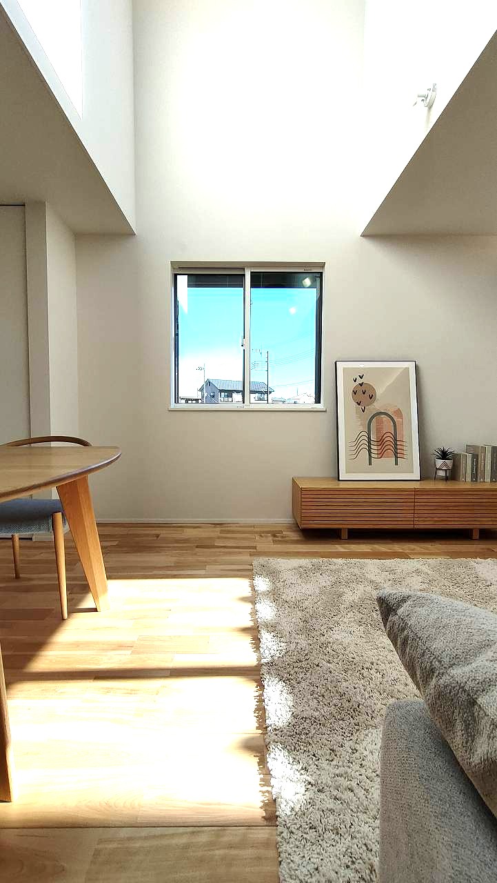 両親と暮らす31坪吹き抜けの家、リビング画像