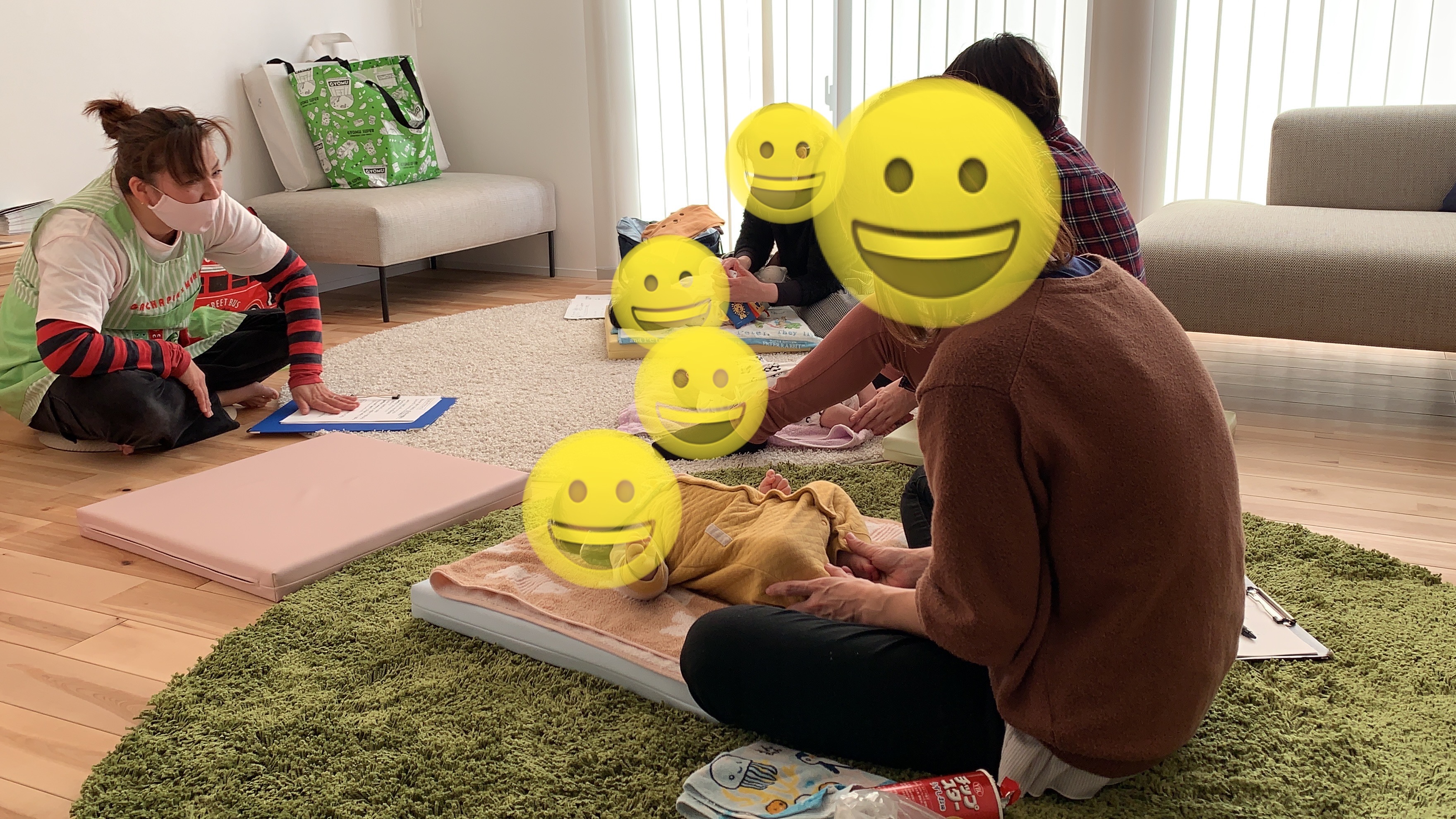 赤ちゃんとの遊び方の写真2