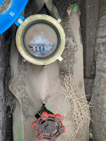 水道メーターをバルブの写真